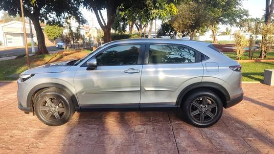 HONDA HR-V 1.5 DI I-VTEC FLEX EXL CVT HONDA HR-V 1.5 DI I-VTEC FLEX EXL CVT